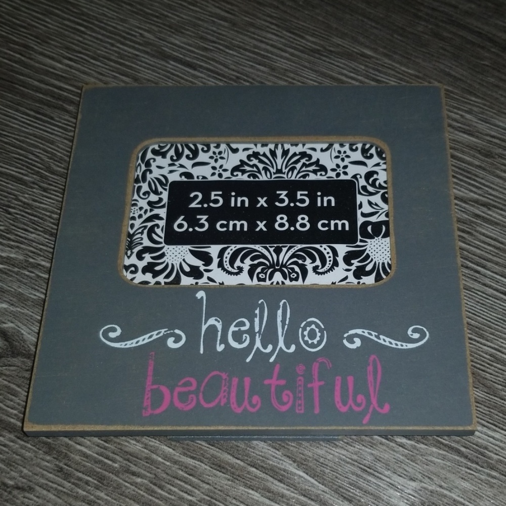 Hello Beautiful Decor Set - Picture 2 of 5